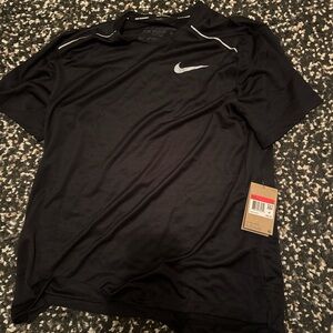 Nike Running men’s black t shirt